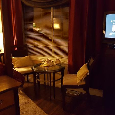 By The Sea Bnb, Sidney Victoria Bc Bagian luar foto