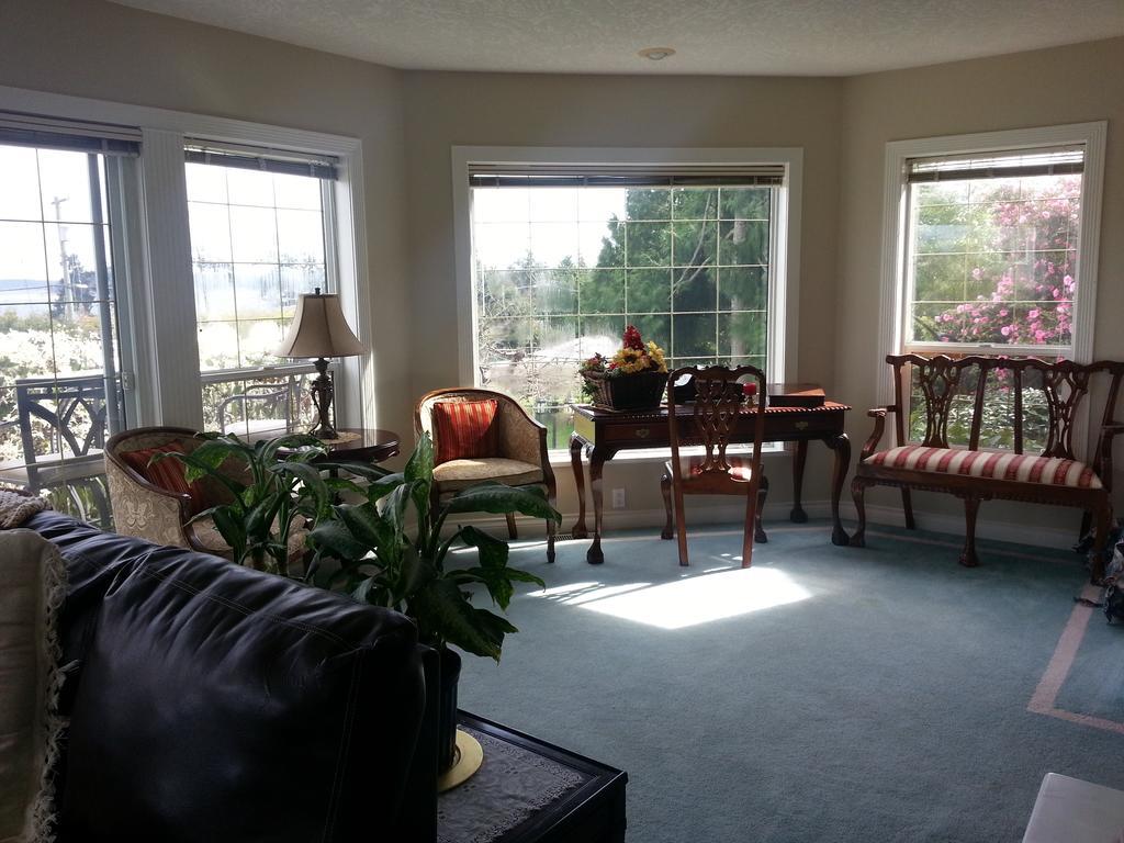 By The Sea Bnb, Sidney Victoria Bc Bagian luar foto