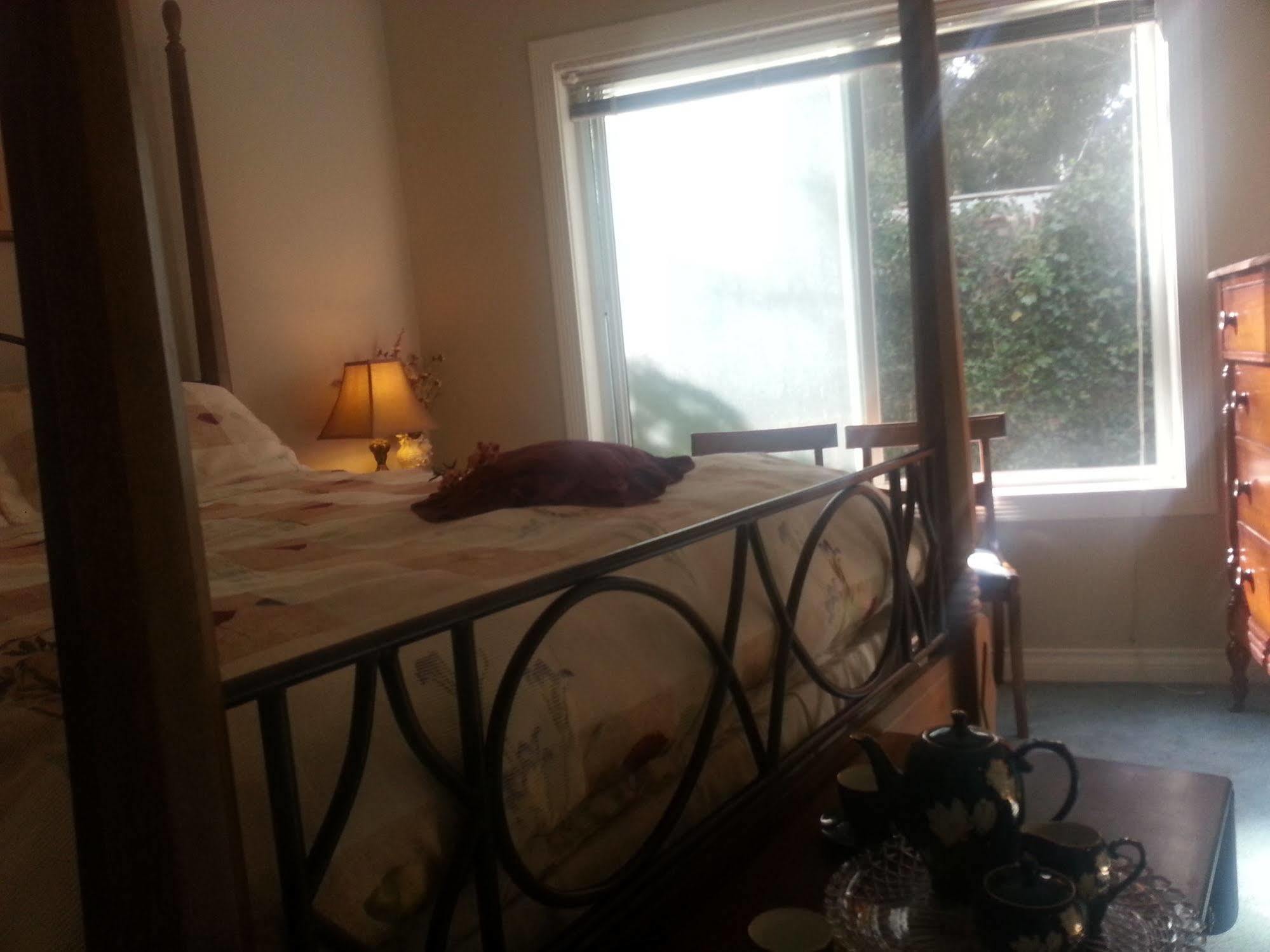 By The Sea Bnb, Sidney Victoria Bc Bagian luar foto