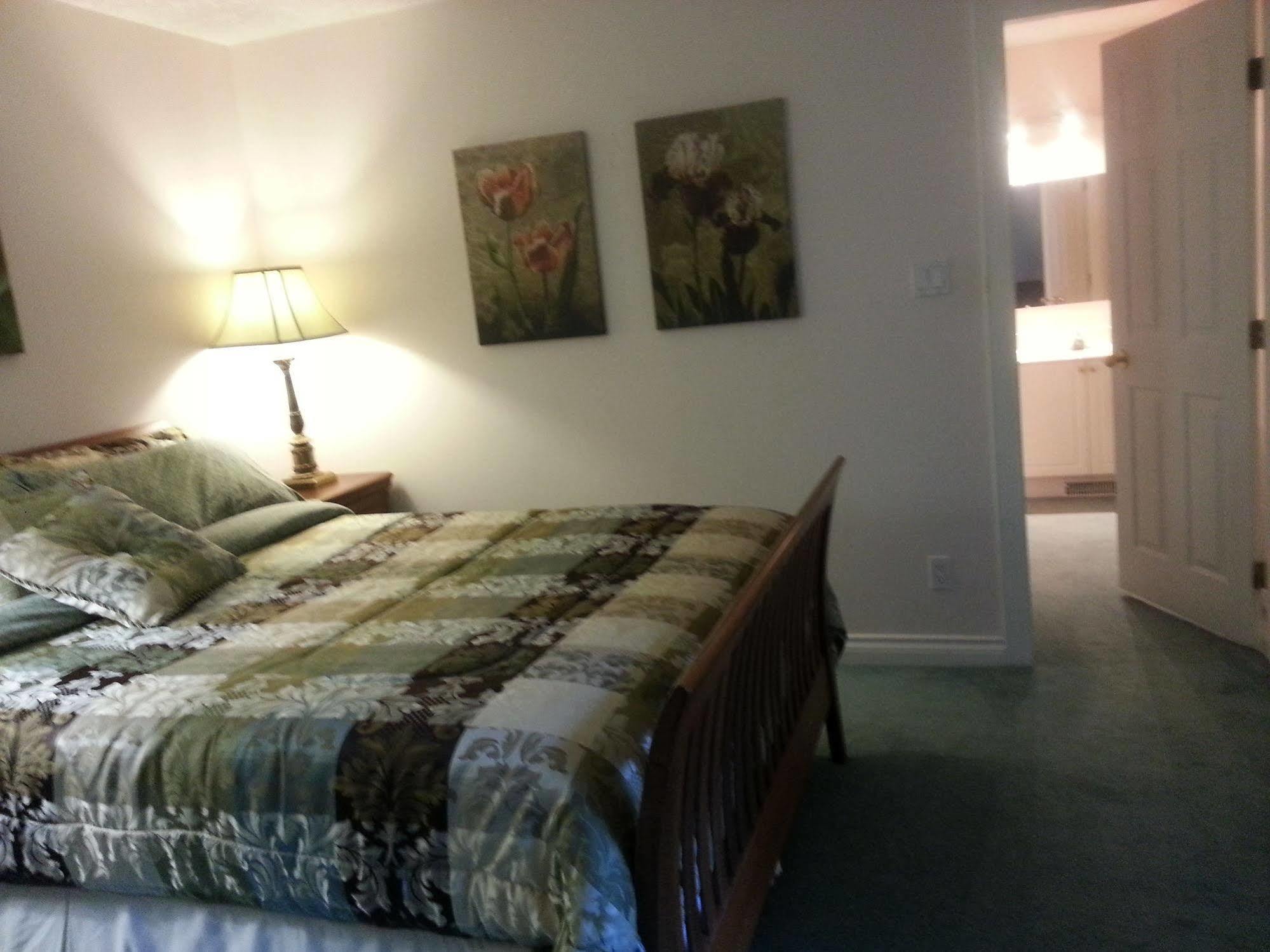 By The Sea Bnb, Sidney Victoria Bc Bagian luar foto