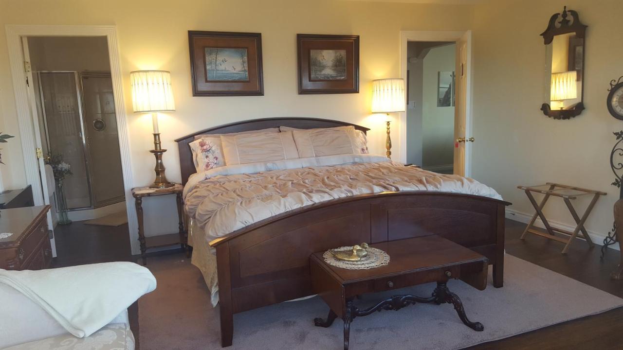 By The Sea Bnb, Sidney Victoria Bc Bagian luar foto