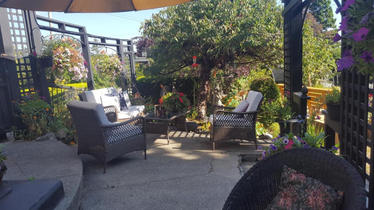 By The Sea Bnb, Sidney Victoria Bc Bagian luar foto