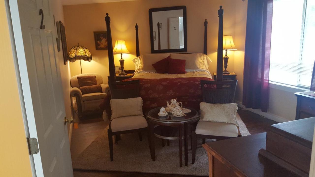 By The Sea Bnb, Sidney Victoria Bc Bagian luar foto