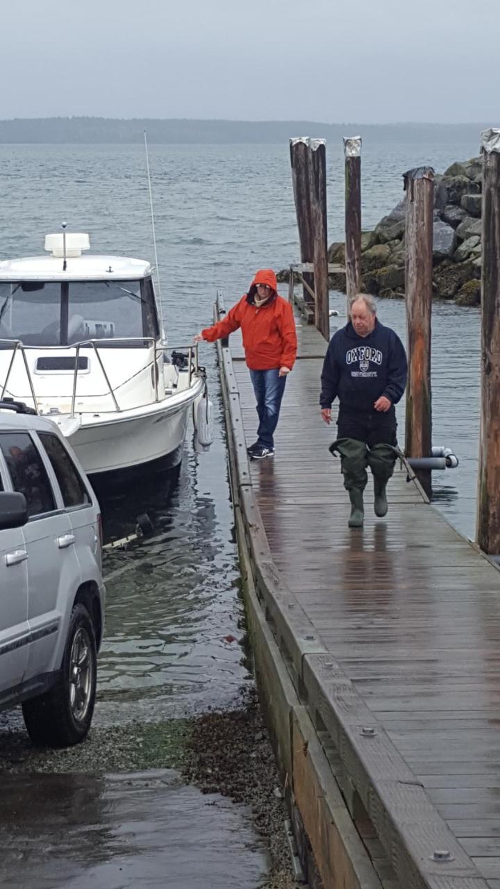 By The Sea Bnb, Sidney Victoria Bc Bagian luar foto